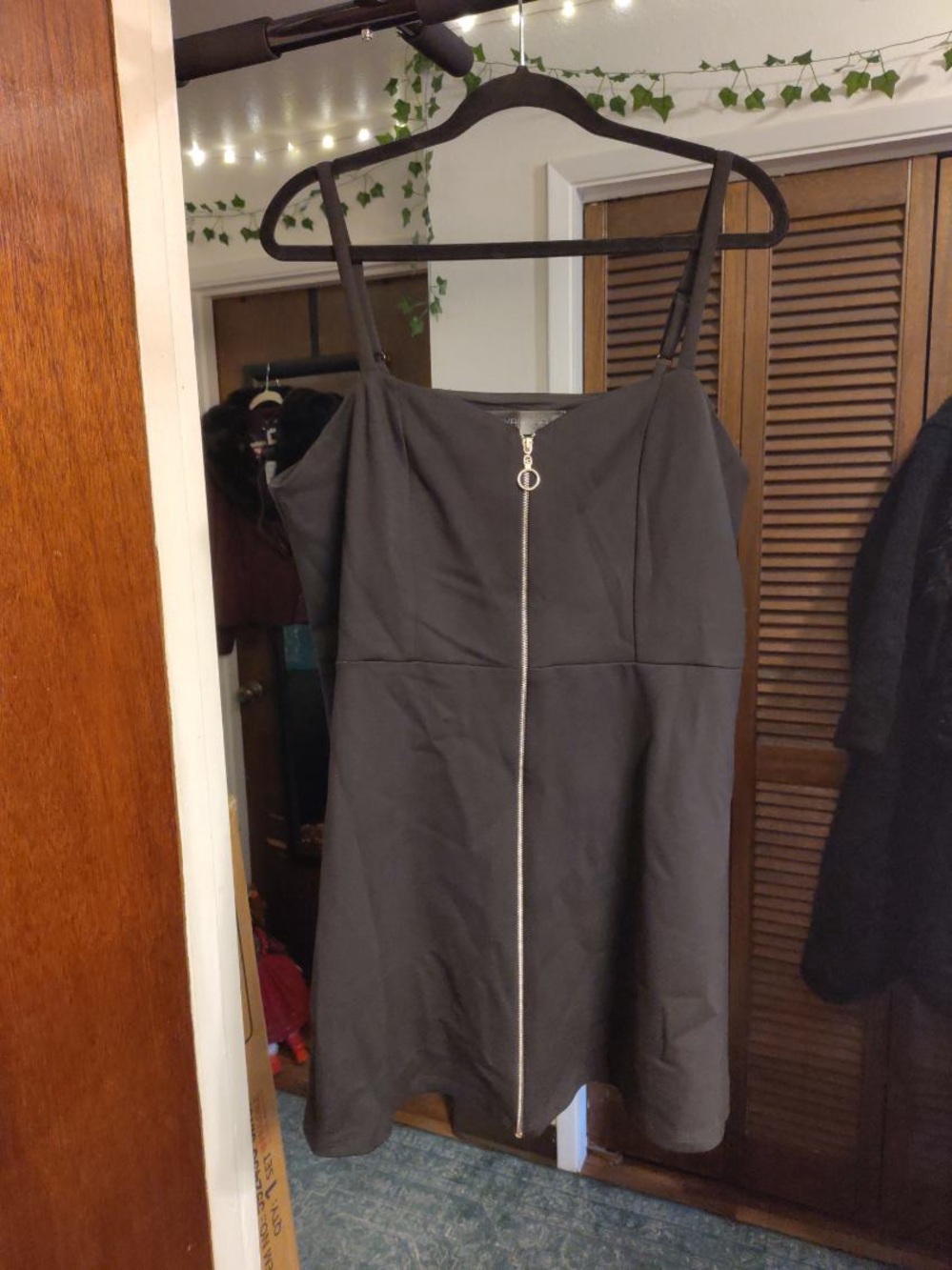 Foxblood Enid Zipper Dress XXL EUC
